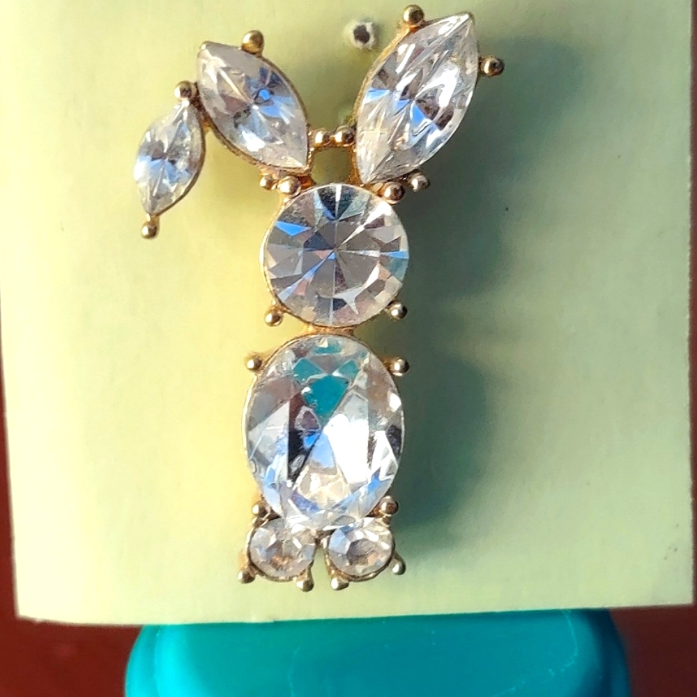 Crystal Bunny Rabbit Pin - Picture 5 of 15